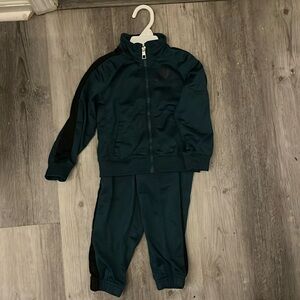 3T Boy Nike Track suit